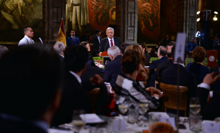 Presidente AMLO ofrece comida de honor por visita del presidente de España