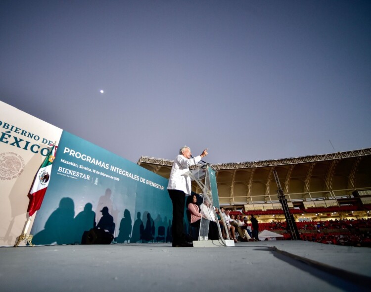 16.02.19 Versión estenográfica. Programas Integrales de Bienestar desde el estadio 'Teodoro Mariscal' en Mazatlán, Sinaloa