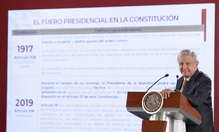 Presidente AMLO celebra aprobación de reforma para juzgar por corrupción a presidente en funciones