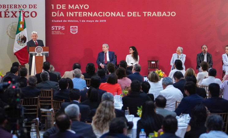 01.05.19 Versión estenográfica. Encuentro con líderes sindicales por el Día Internacional del Trabajo, en Palacio Nacional