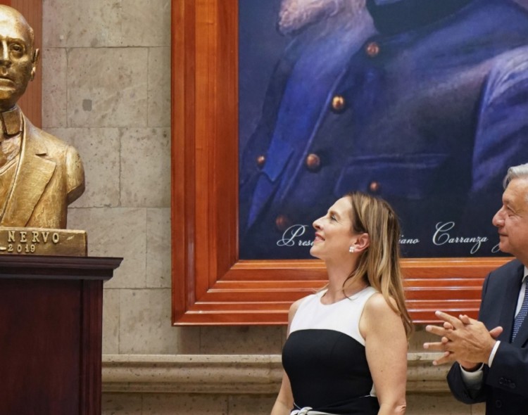 Presidente homenajea al poeta Amado Nervo en su Centenario Luctuoso