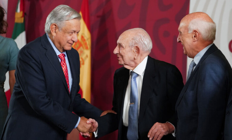 A 80 años del exilio español, presidente garantiza derecho al asilo