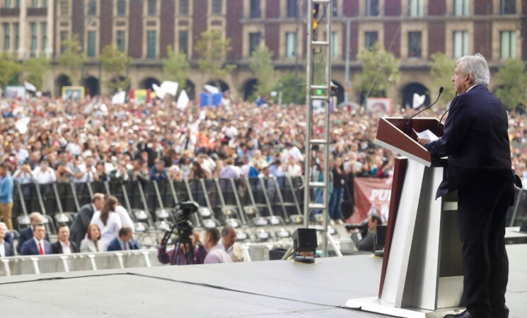 100 compromisos del presidente Andrés Manuel López Obrador a un año del triunfo