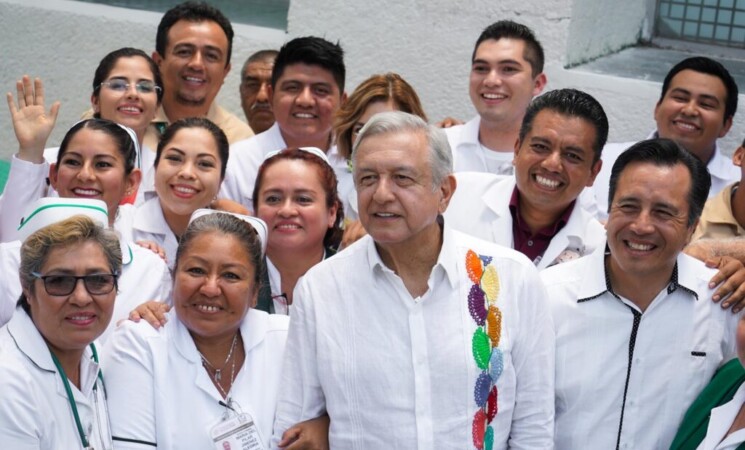 En visita número 22 a hospitales rurales, presidente reafirma compromisos de salud y seguridad pública