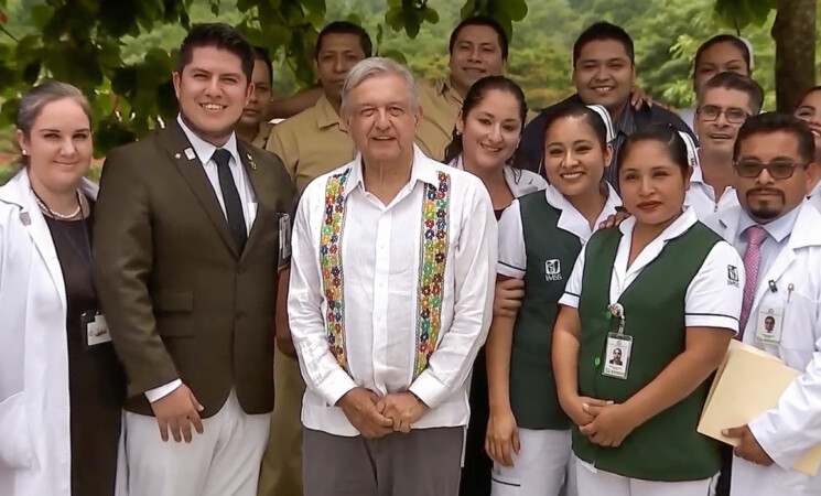 20.07.19 Versión estenográfica. Diálogo con la comunidad del Hospital Rural Axtla, en San Luis Potosí