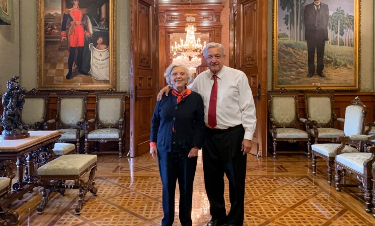 Presidente se reúne con escritora Elena Poniatowska