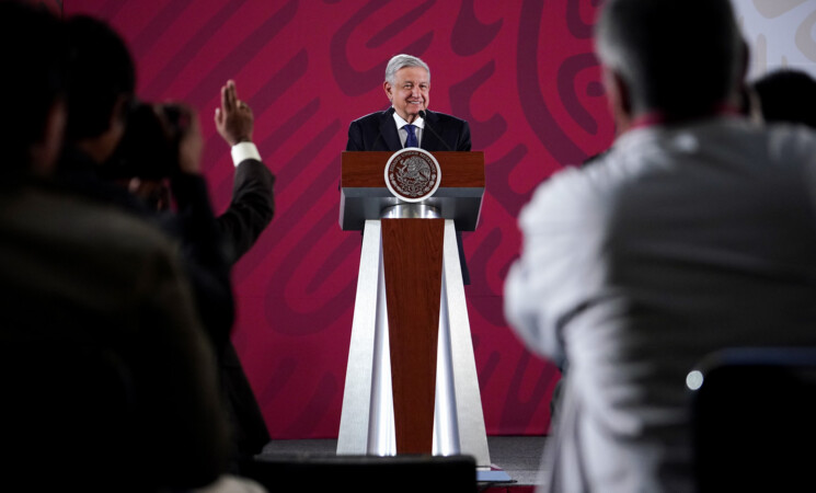 Combustibles mantienen estabilidad de precios, destaca presidente AMLO