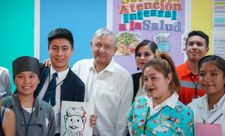 06.09.19 Versión estenográfica. Diálogo con la comunidad del Hospital Rural Charcas, San Luis Potosí