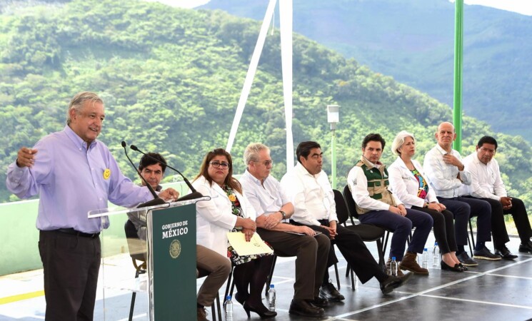 04.10.19 Versión estenográfica. Diálogo con la comunidad del Hospital Rural de Ixtepec, Puebla