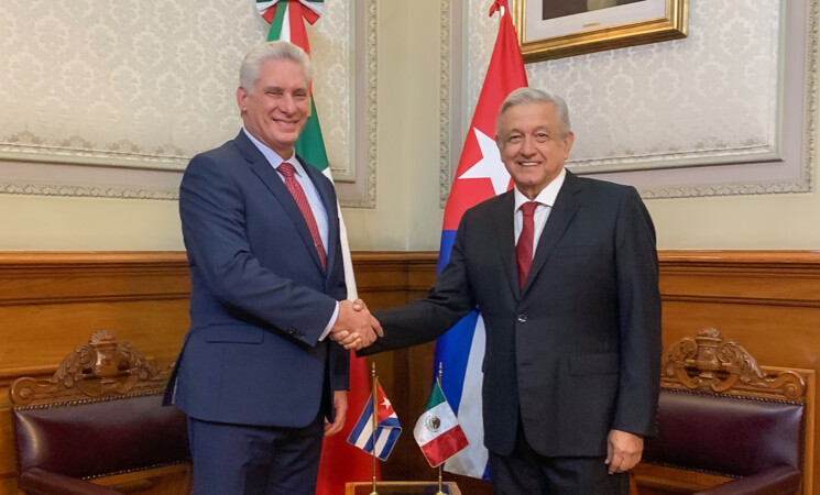 Presidentes de México y Cuba sostienen encuentro oficial en Palacio Nacional