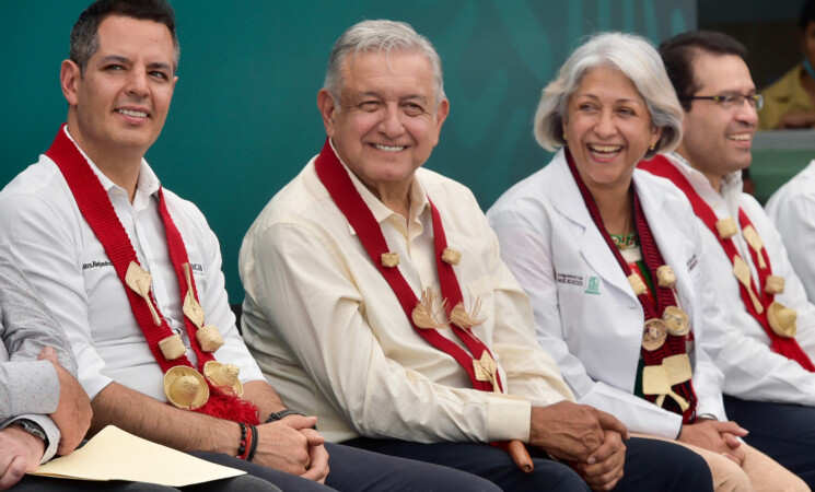 Tenemos que cuidar la vida; no a la guerra, afirma presidente AMLO en fin de gira por hospitales