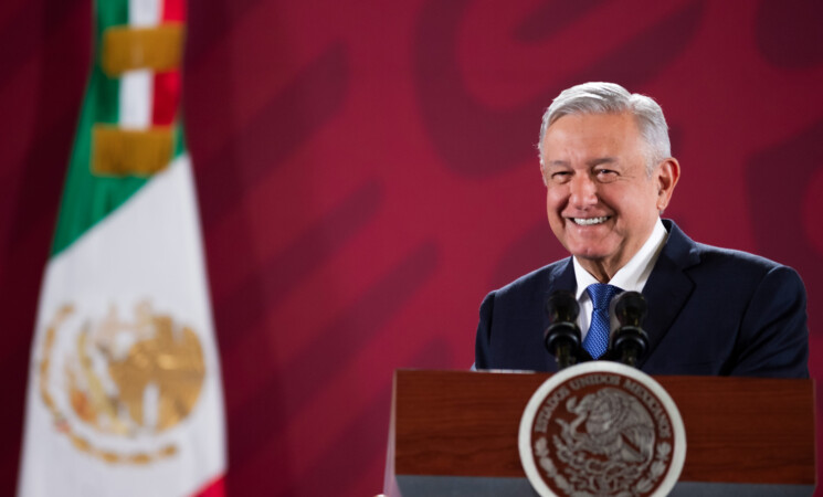 Avanza industria de la construcción con proyectos de infraestructura, asegura presidente AMLO