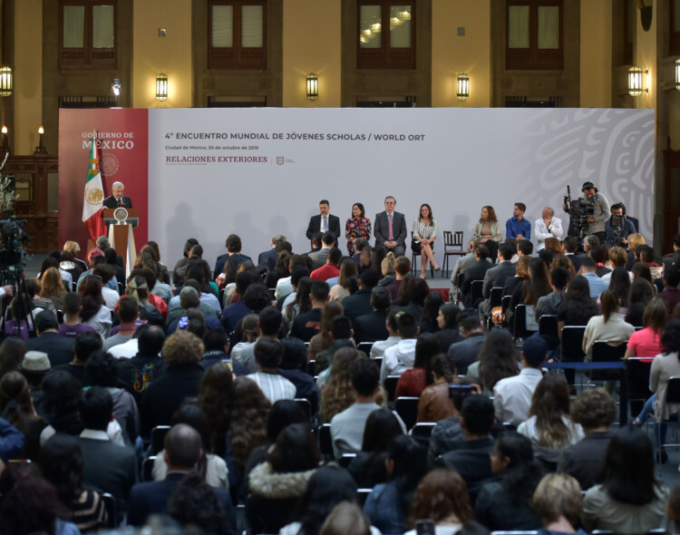 30.10.19 Versión estenográfica. 4º Encuentro Mundial de Jóvenes Scholas, desde Palacio Nacional