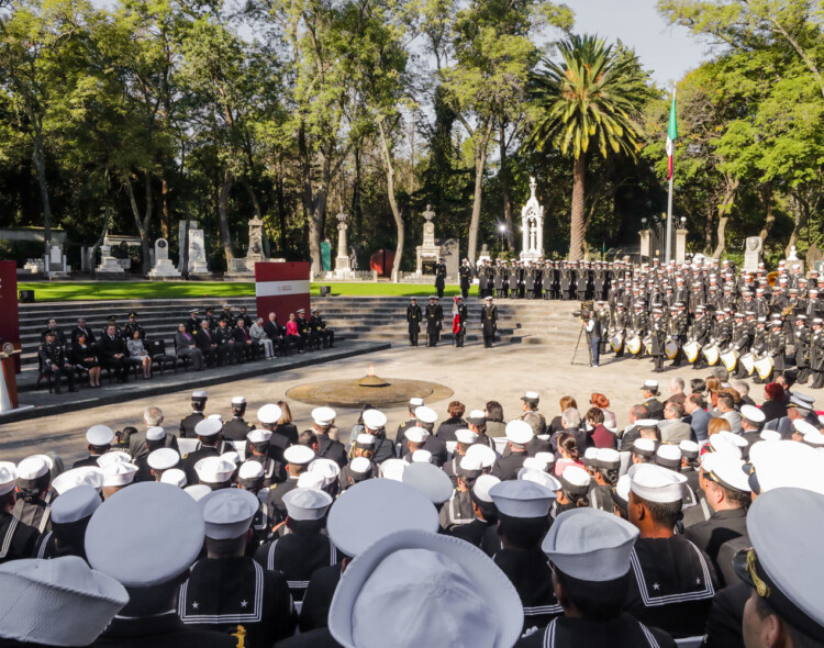 23.11.19 Versión estenográfica. Día de la Armada de México, desde la Rotonda de las Personas Ilustres, Ciudad de México