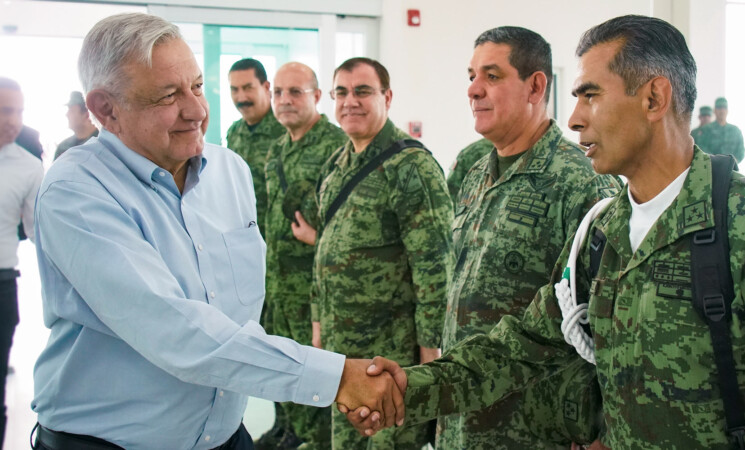 Presidente AMLO supervisa complejo fabril militar en Puebla