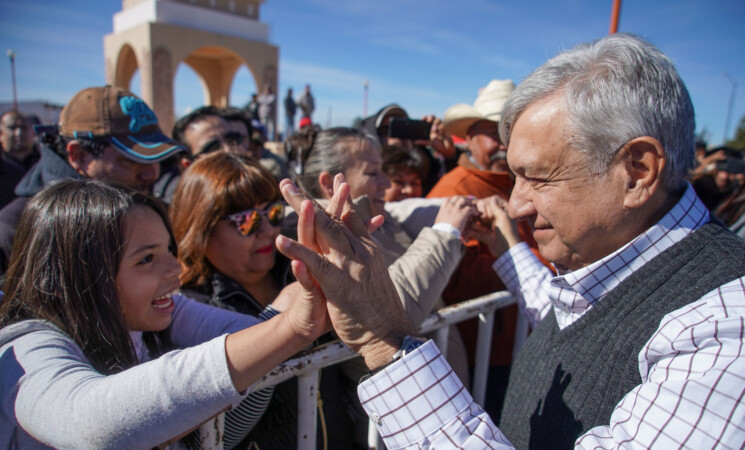 Presentan resultados de programas de bienestar en Chihuahua; presidente llama a la unión familiar