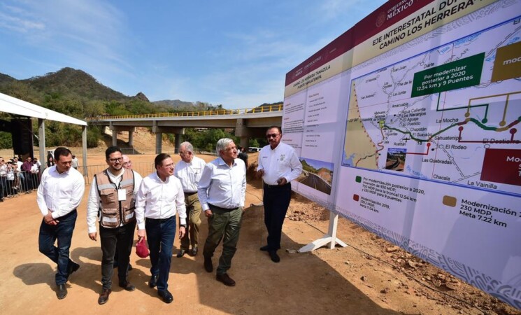 Presidente inaugura Puente Sahuatenipa en Durango