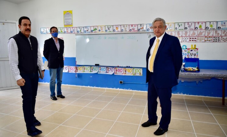 Presidente supervisa avances del programa La Escuela es Nuestra en Hidalgo