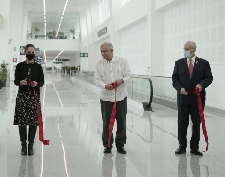 Presidente inaugura ampliación de la Terminal 2 del AICM