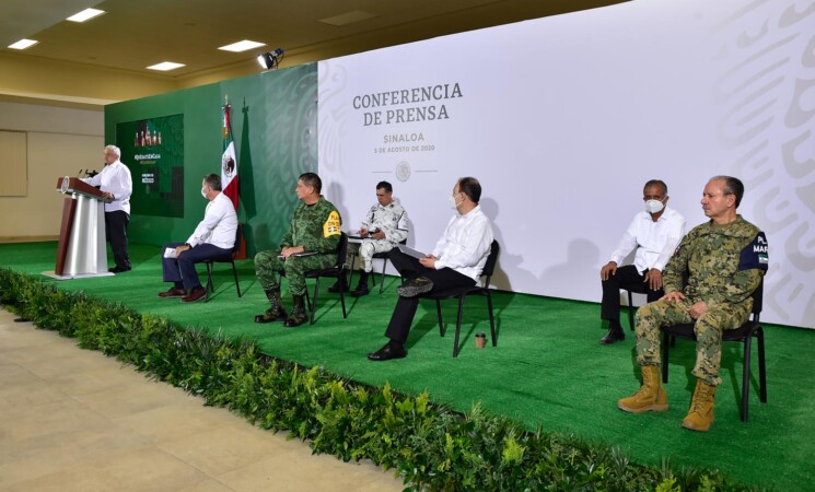 Presidente instruye homenajear a víctimas de COVID-19 y al personal de salud