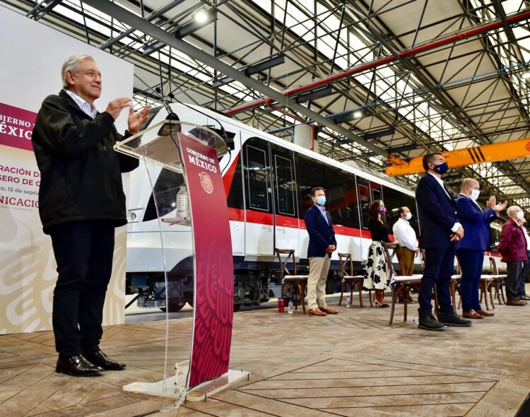 Presidente inaugura L3 del Tren Ligero de Guadalajara; no dejaremos obras inconclusas al final del sexenio, asegura