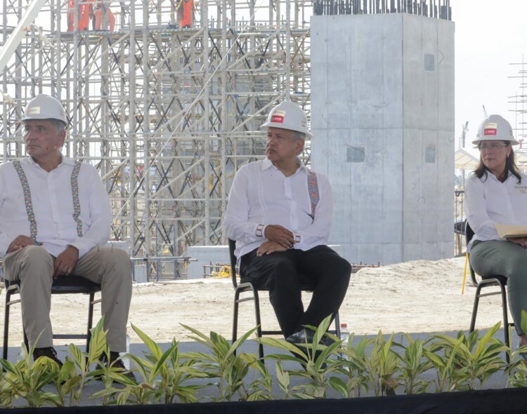 18.10.20 Versión estenográfica. Supervisión de la Refinería Dos Bocas, desde Paraíso, Tabasco