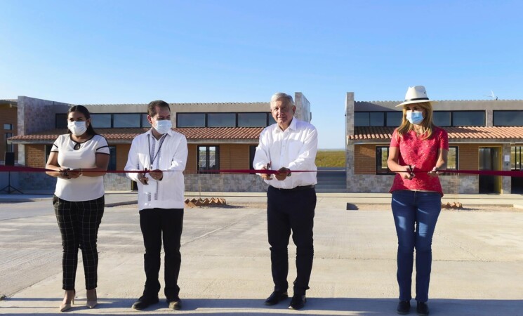 Presidente inaugura Universidad Pública Benito Juárez en Agua Prieta, Sonora