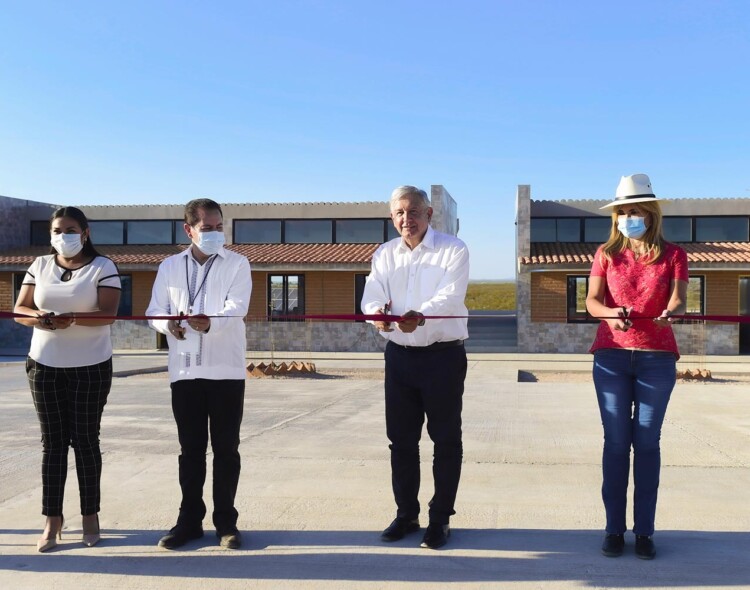 Presidente inaugura Universidad Pública Benito Juárez en Agua Prieta, Sonora