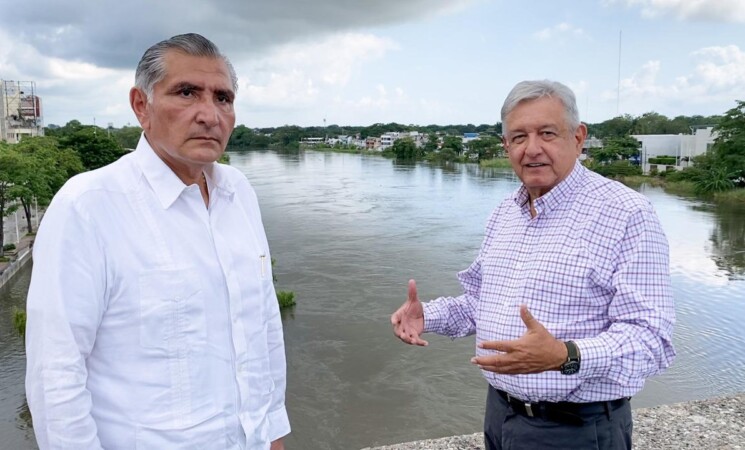 Presidente garantiza recursos para apoyar a damnificados de Tabasco