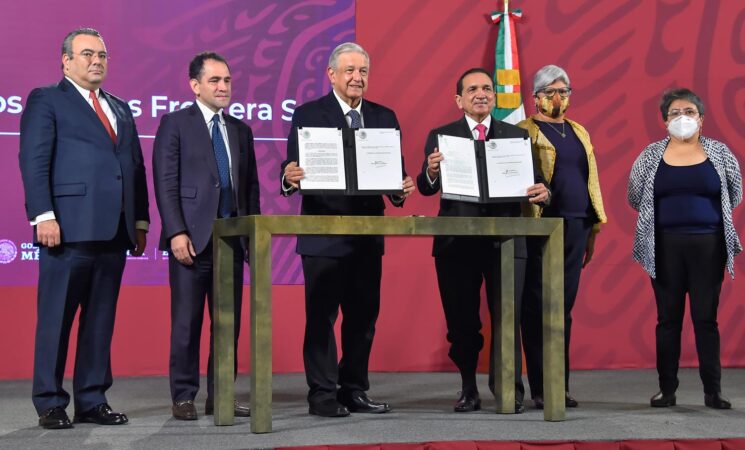 Presidente amplía Zona Libre de la Frontera Norte hasta 2024; estímulos fiscales se extienden a 22 municipios del sureste