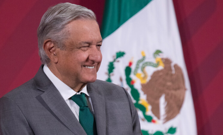 Presidente celebra participación de México en fase 3 de ensayo clínico de vacuna contra COVID-19