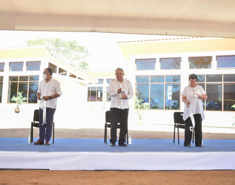 17.01.20 Versión estenográfica. Inauguración de la Universidad para el Bienestar Benito Juárez, desde Juan R. Escudero, Guerrero