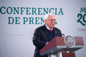 Víctor Villalobos, secretario de Agricultura y Desarrollo Rural