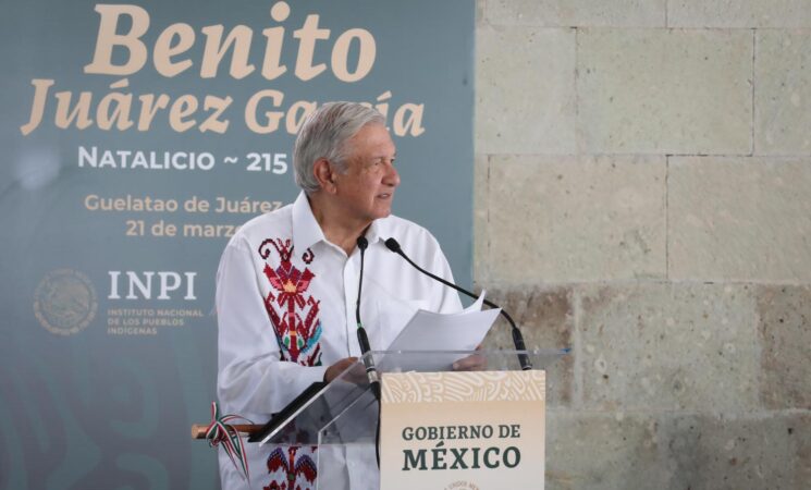 Discurso del presidente Andrés Manuel López Obrador durante la conmemoración del 215 Aniversario del Natalicio de Benito Juárez