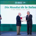 M.C. Bruno Estañol Vidal. Premio 'Doctor Ignacio Chávez'