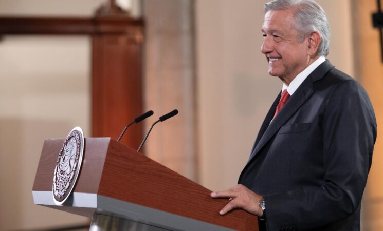 Presidente anuncia entrega de pensiones para adultos mayores; este mes dispersarán recursos del bimestre julio-agosto