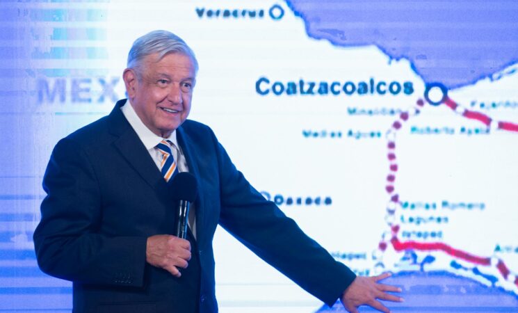 Presidente resalta beneficios del Tren Maya en el sureste del país; no dañará el ambiente, reafirma