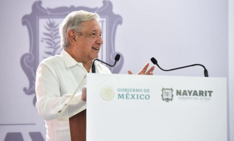 Presidente inaugura centro de rehabilitación en Nayarit; gobierno atiende a un millón de niñas y niños con discapacidad en el país, destaca