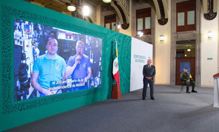 Continúan actividades para recordar acontecimientos históricos del país; presidente agradece felicitaciones de gobiernos del mundo