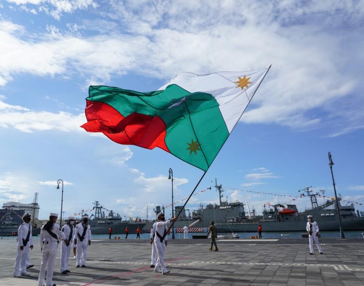 Fotogalería. Desfile por los 200 años de la Armada de México, desde Veracruz