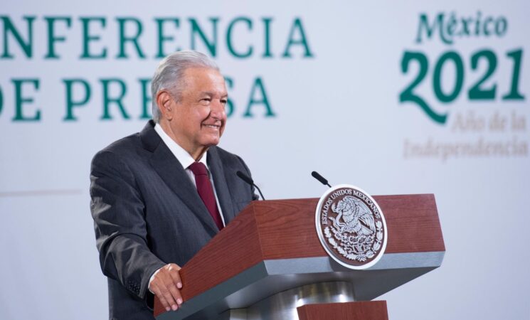 Vacunas aplicadas en México tienen seguridad y eficacia comprobada: presidente