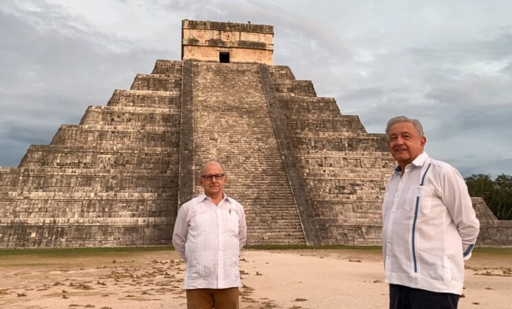 Presidente visita Chichén Itzá; Tren Maya conectará a visitantes con esta zona arqueológica, destaca