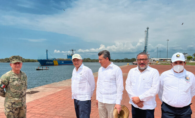 Puerto Chiapas formará parte de corredor transístmico, afirma presidente en visita a terminal