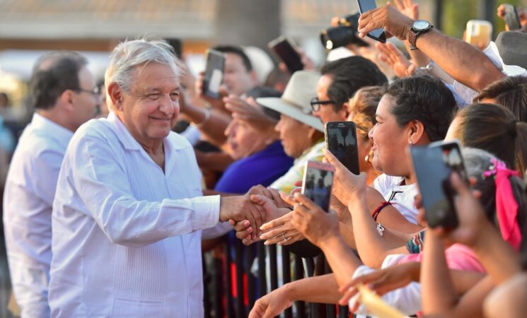 Presidente presenta Plan de justicia para el pueblo mayo en Etchojoa, Sonora