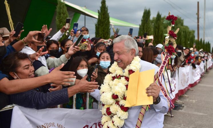 Presidente refrenda compromiso de entregar fertilizantes gratuitos a productores; inaugura Banco del Bienestar en Ixtlahuaca