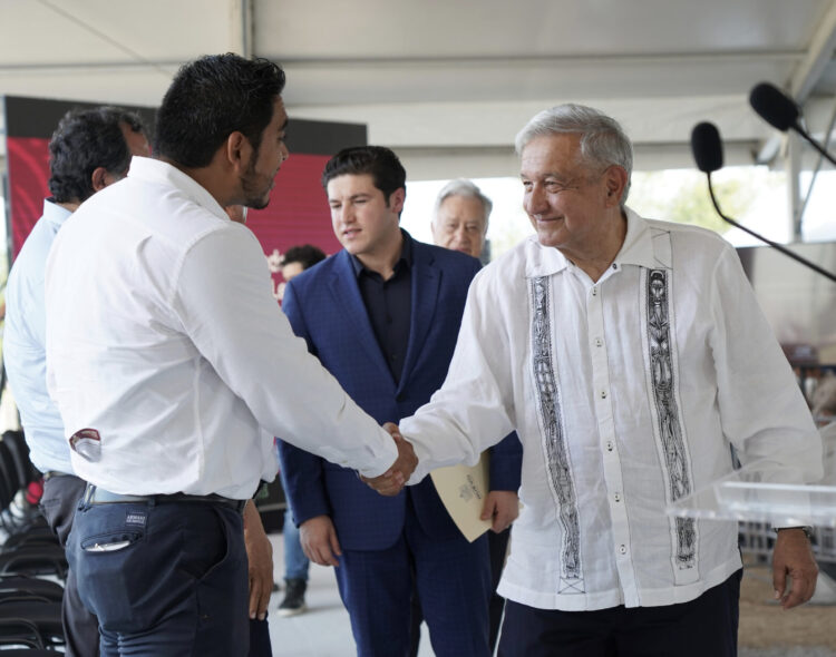 28.08.22 Versión estenográfica. Encuentro con trabajadores de CFE e Internet para Todos, desde Nuevo León