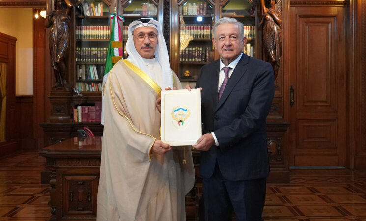 Presidente recibe en Palacio Nacional cartas credenciales de embajadores de Kuwait, España y del Estado de la Santa Sede