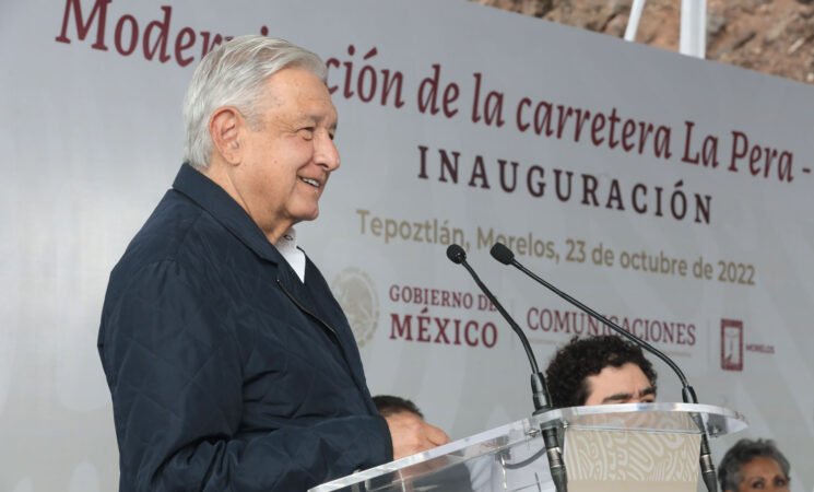 Presidente inaugura modernización de carretera La Pera-Cuautla en Morelos