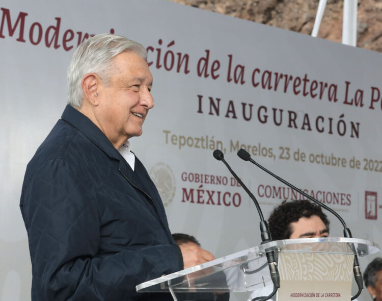 Presidente inaugura modernización de carretera La Pera-Cuautla en Morelos