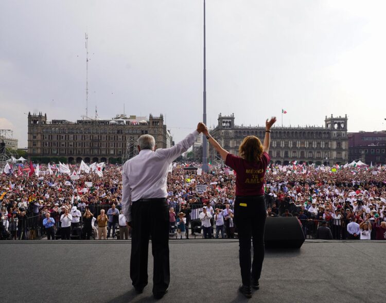 En México hay crecimiento económico y Programas para el Bienestar benefician al 85 por ciento del pueblo, afirma presidente